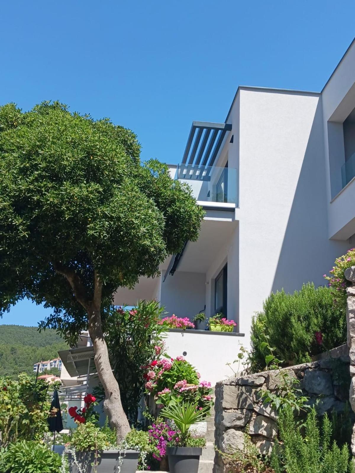 Apartment Mirella 2 Rabac Extérieur photo